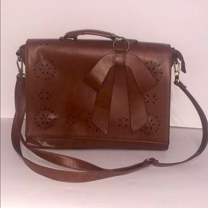 Ecosusi brown laptop/briefcase bag.